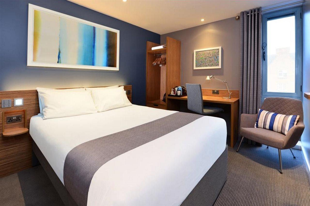 Travelodge London City Экстерьер фото